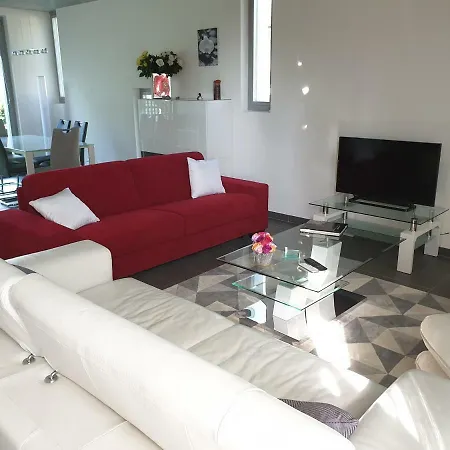 Elite-three Bedroom Apartment-247 Concierge Sa Apartment *